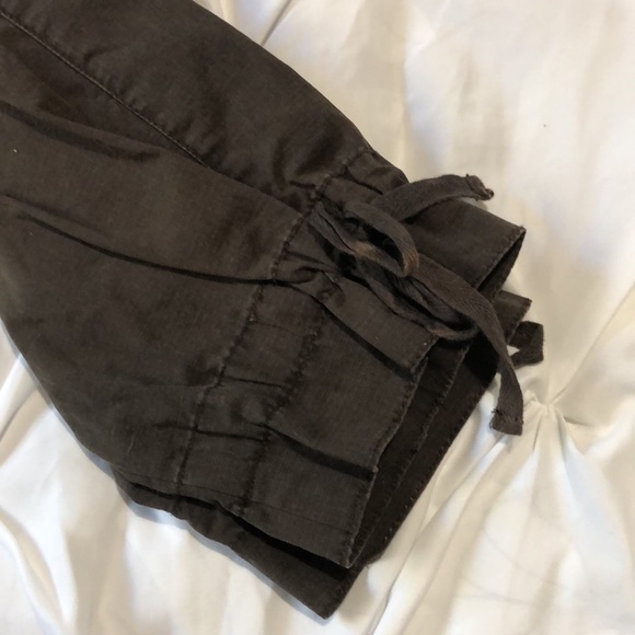 Jag Jeans Stretch Cargo Capris - Picture 7 of 8